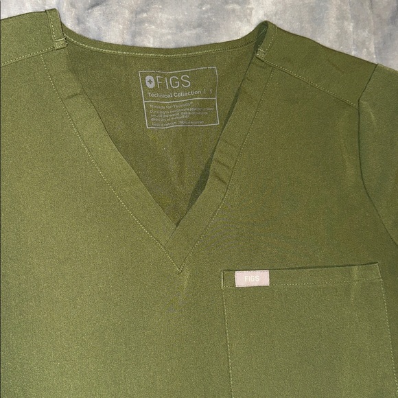 Limited Edition Figs Catarina Scrub Top - Dark Olive - Picture 2 of 2